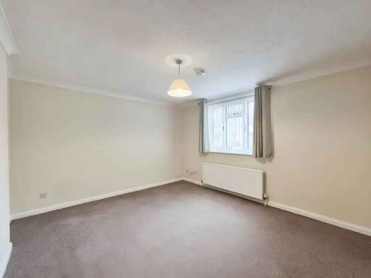 3 Bedroom Mid Terrace House to Rent York YO30