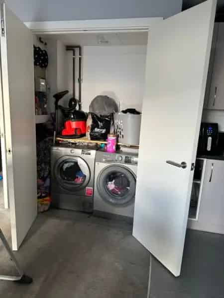 3 Bed Maisonette 4th Floor 1 Extra Large Balcony Large Roof Terrace