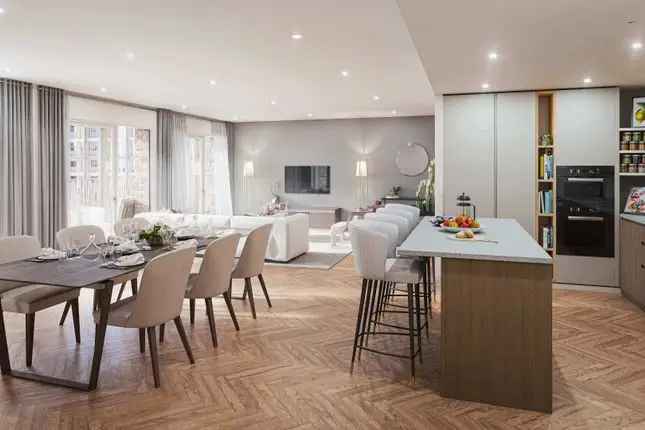 Flat for sale in Kings Road Park, Fulham, London SW6