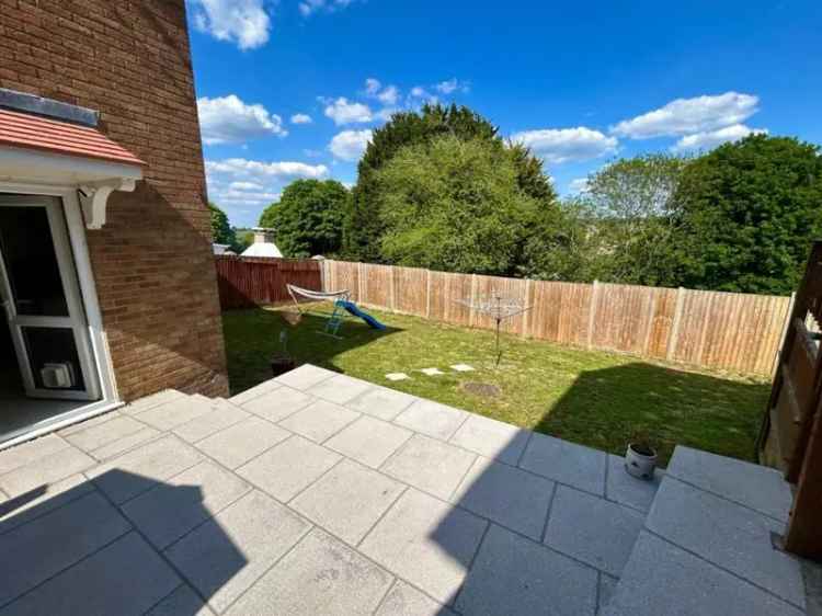 3 Bed Semi-Detached House for Sale Kingshill