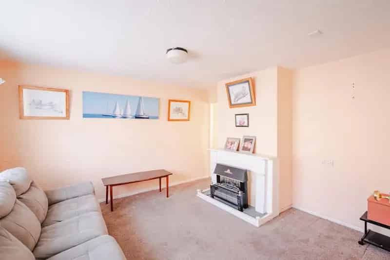 3 Bedroom Terraced House For Sale Needs Refurbishment