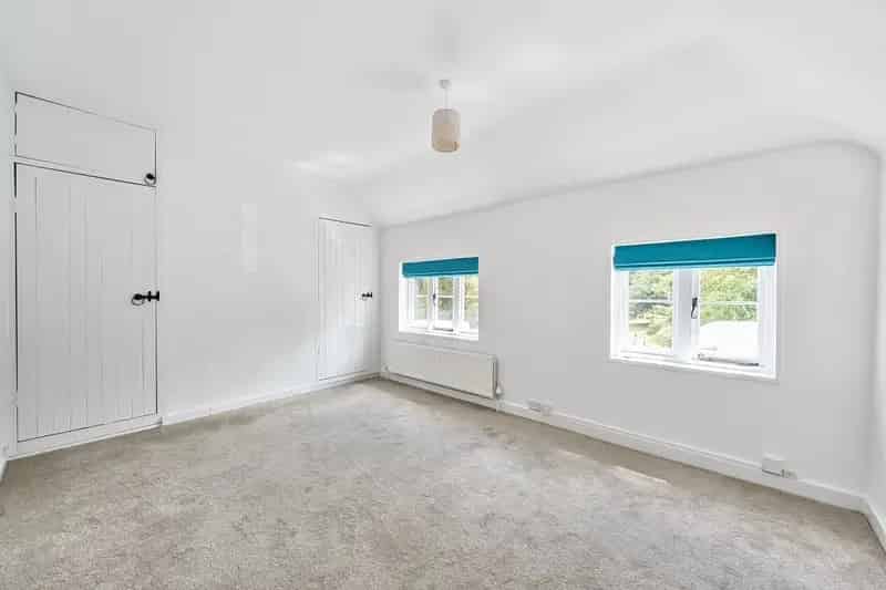 2 Bedroom End Terrace House to Rent Near Maidenhead Station