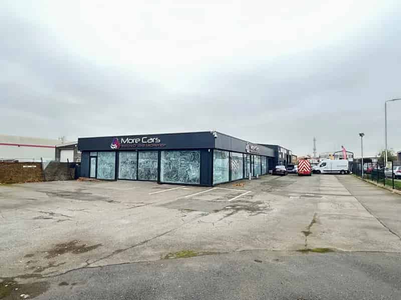 Peterborough Warehouse Showroom 0.29 Acres