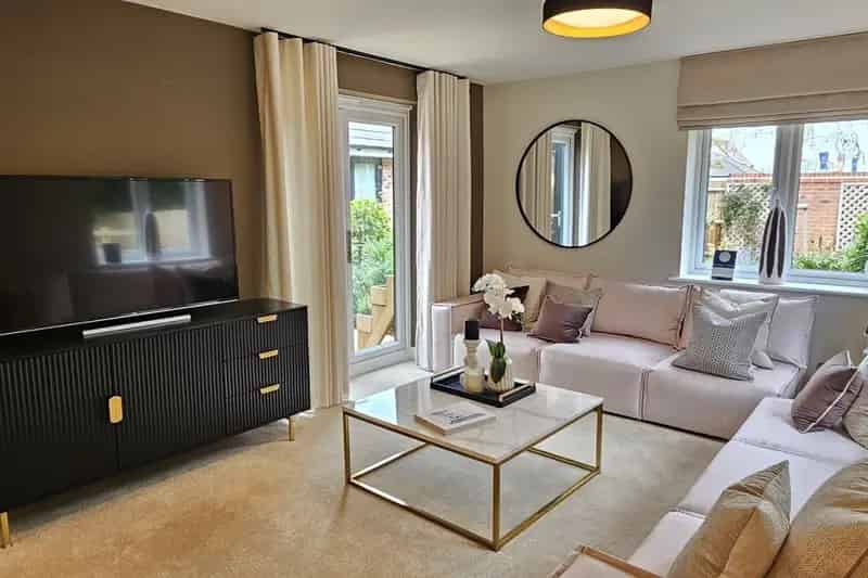 Four Bedroom Home with Garage and Driveway Parking