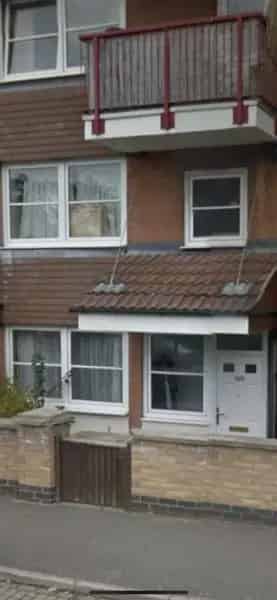 Family Home Near London Transport Links