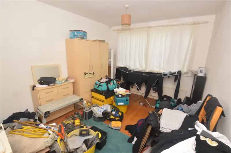 Three Bedroom Dormer Bungalow West Ardsley Full Refurbishment Potential