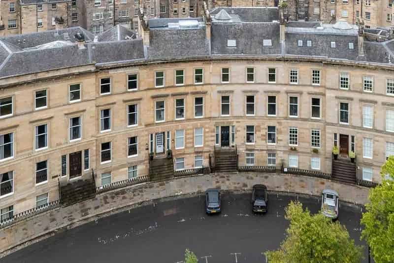 2 Bedroom Apartment to Rent Park Circus Glasgow