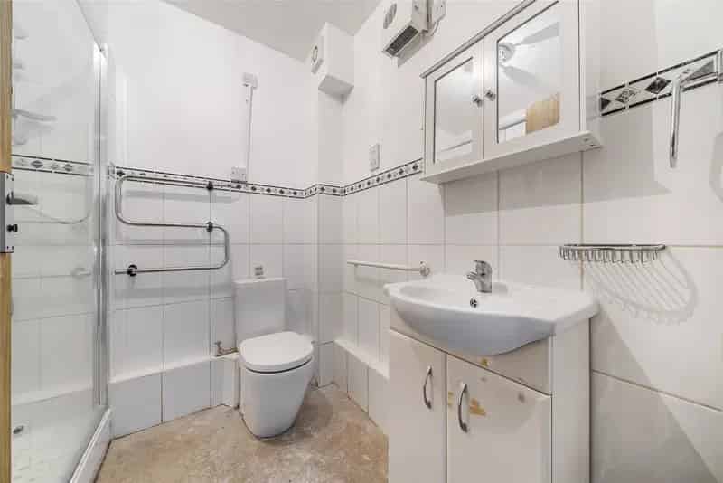 2 bedroom flat/apartment for sale