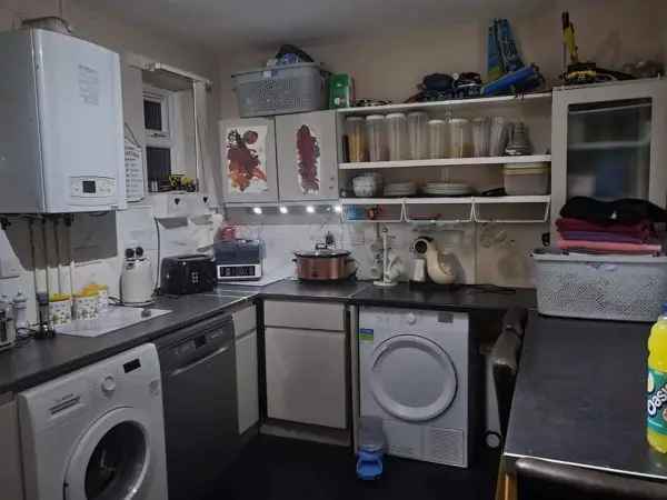 House For Rent in Rugby, England