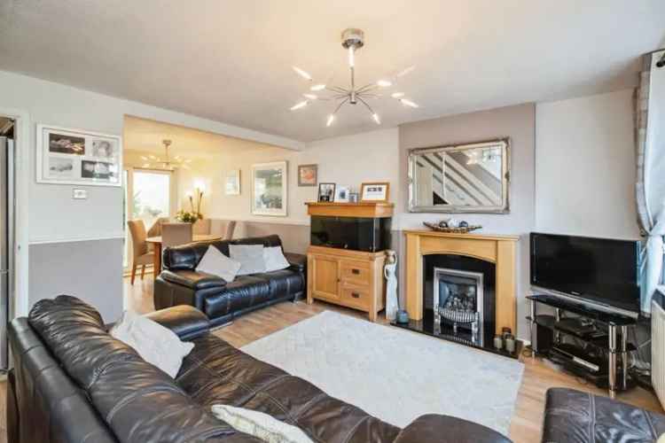 4 Bedroom Semi-Detached House For Sale