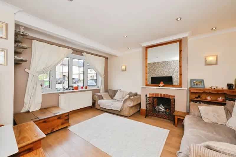 House For Sale , Broxbourne, England