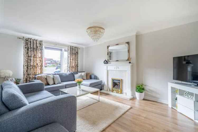 4 Bedroom Detached Villa for Sale in Newton Mearns