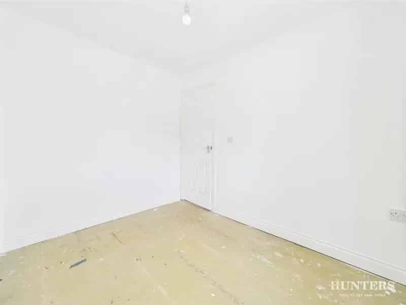 2 Bed End Terrace House for Sale Near Schools