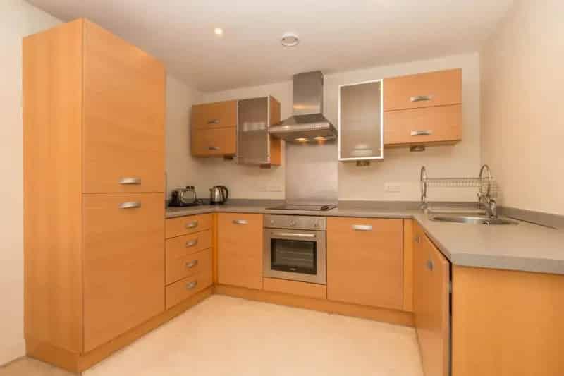 2 bedroom apartment