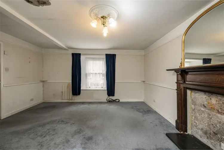 4 Bed Cottage with 2 Reception Rooms and Large Garden