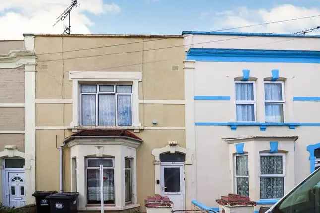 Terraced House for Sale Bristol BS5 No Onward Chain