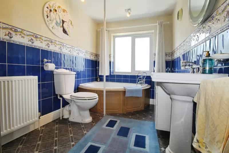 2 Bedroom House For Sale Near Amenities