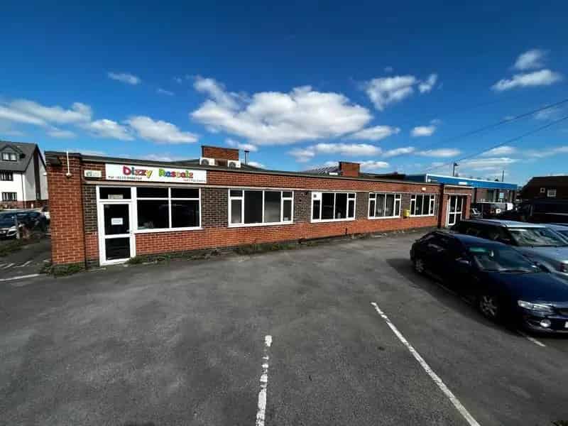 Industrial Units with Storage Office Space