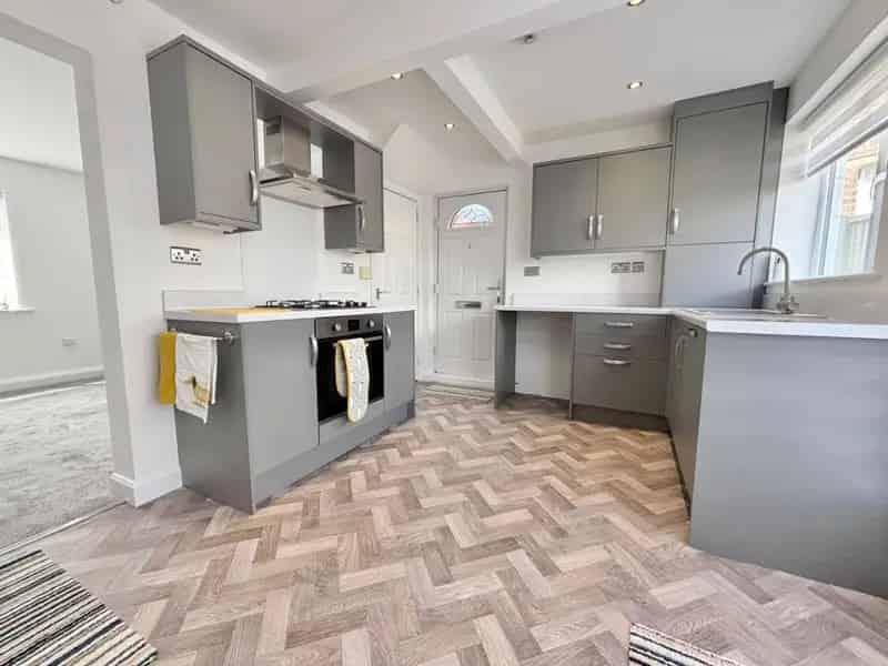 3 Bedroom House For Sale Newly Refurbished Modern Family Home