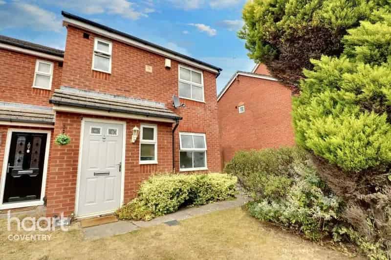 3 Bedroom Semi-Detached House for Sale in Coventry
