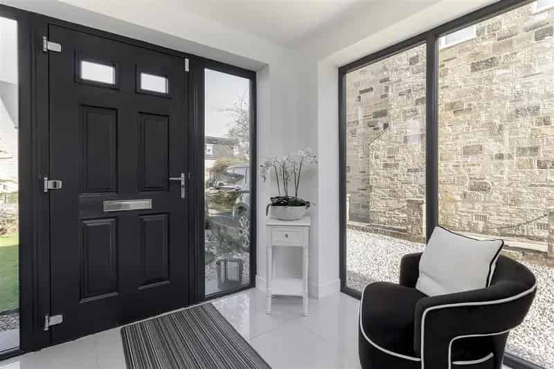 4 Bedroom Detached House to Rent