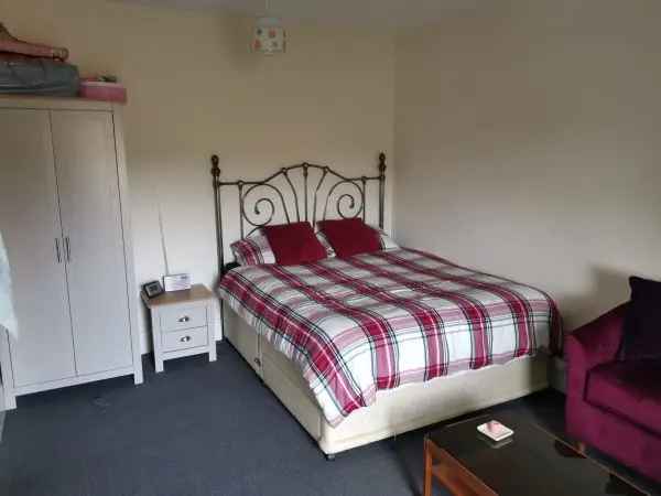 Flat For Rent in Stafford, England