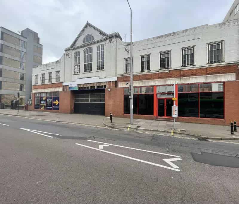 Leicester Commercial Unit: Large Workshop & Storage Space
