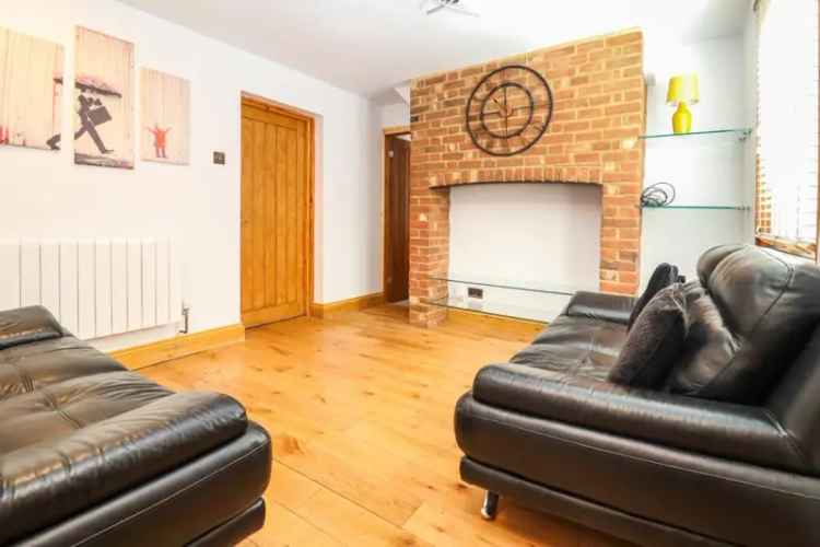 1 Bedroom Grade II Listed Almshouse Apartment For Sale