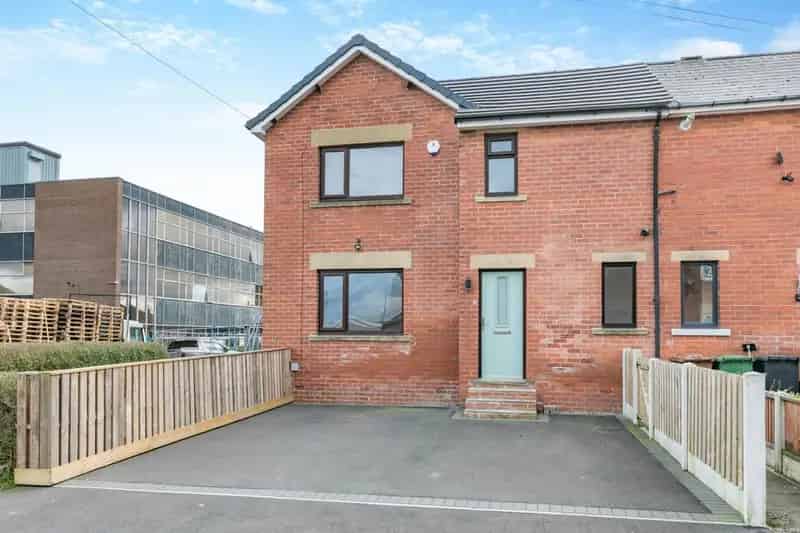 2 Bedroom Terraced House to Rent