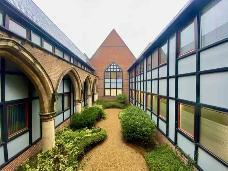 Luton Town Centre Office Suites To Let