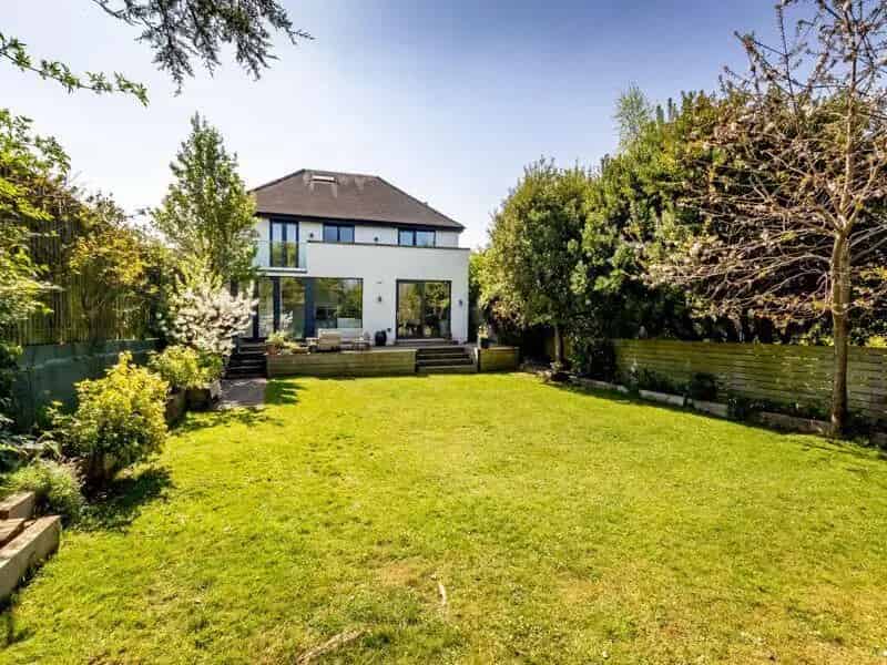 5 Bedroom Detached House for Sale Near Elmlea School