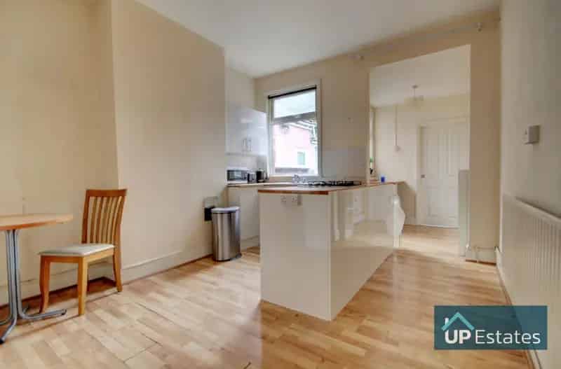 2 Bedroom City Centre Terraced House For Sale No Chain