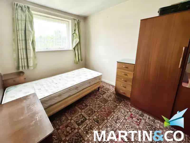 3 Bedroom Detached Bungalow For Sale Wakefield