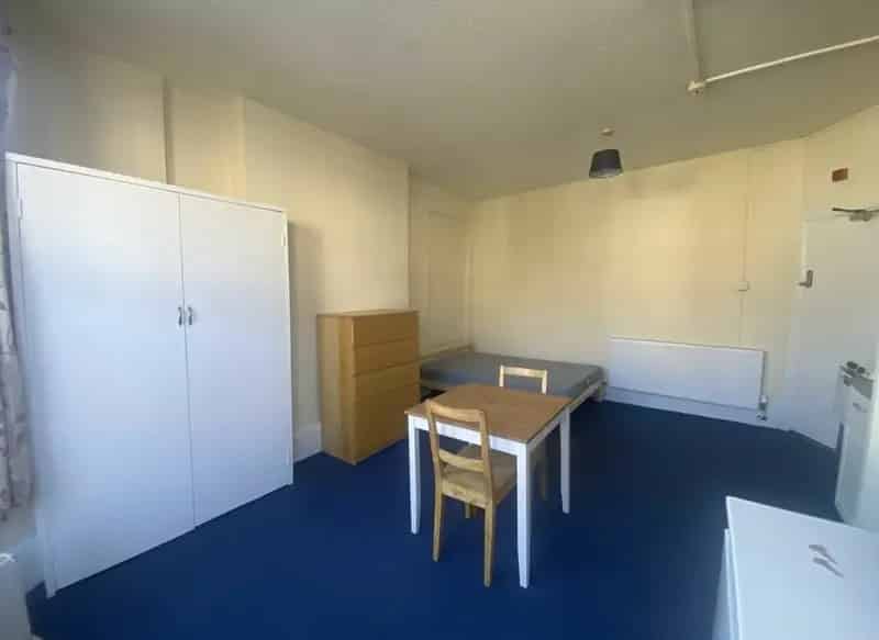Room to Rent in Muswell Hill - Furnished Ground Floor Room