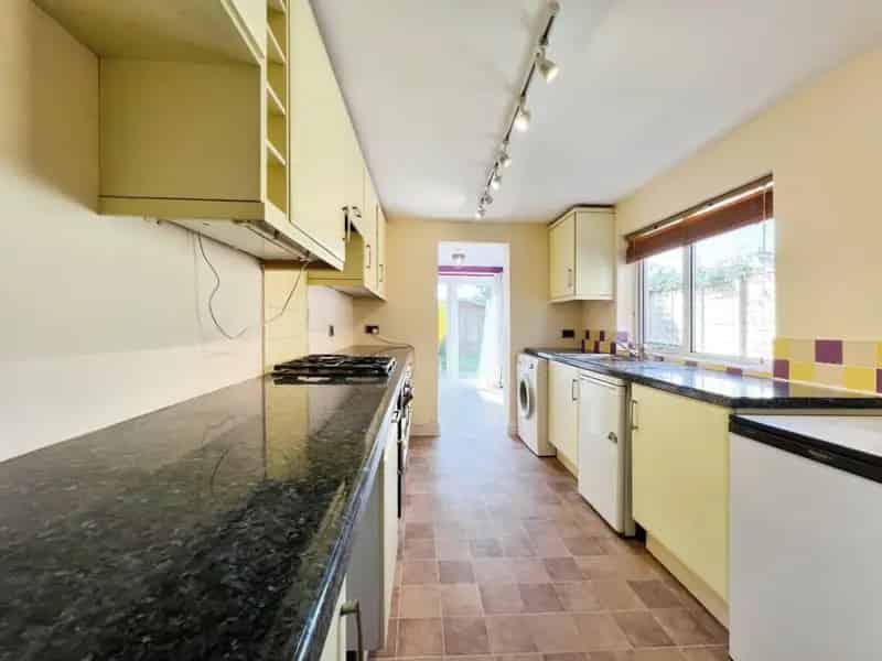 4 Bedroom House Hythe - Requiring Modernisation