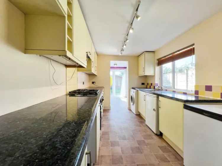 4 Bedroom House Hythe - Requiring Modernisation