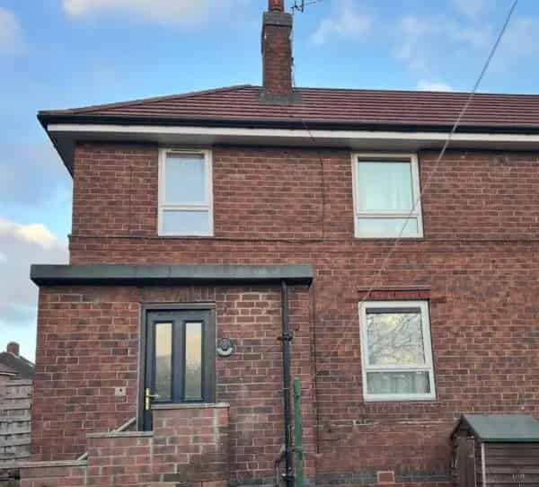 2 Bedroom Sunshine House Large Garden