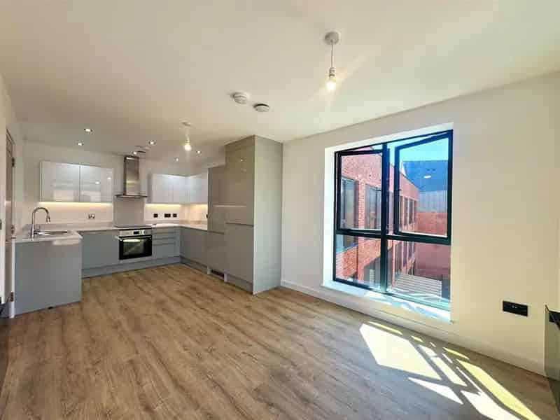 1 Bedroom Apartment Scholars Quarter City Centre Roof Terrace
