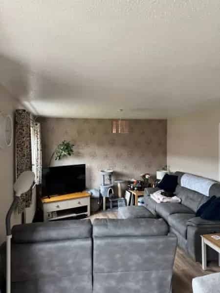 3 Bedroom House Near Schools and Amenities