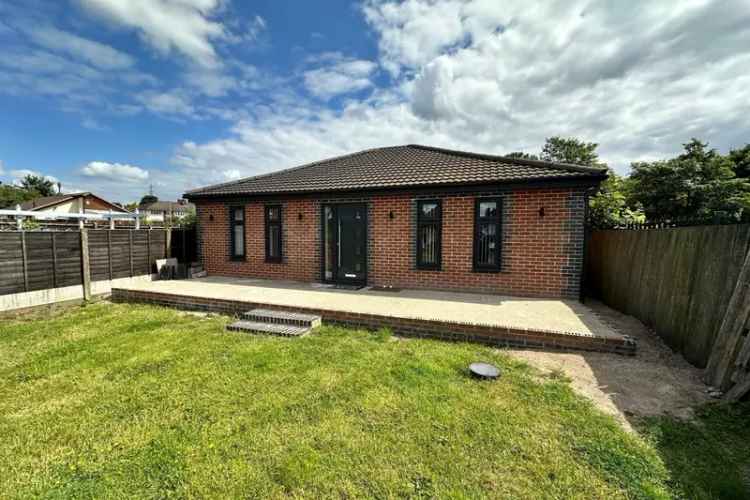 Spacious Bungalow with 2-Bedroom Annex Great Barr
