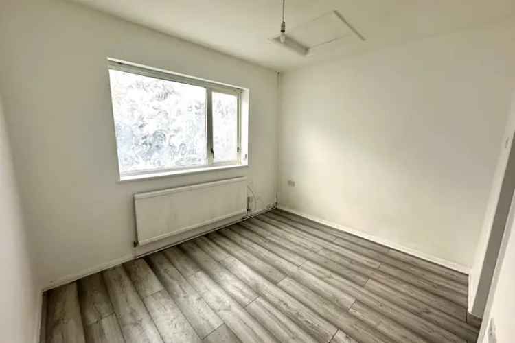 One Bedroom Ground Floor Apartment Double Glazing Gas Central Heating