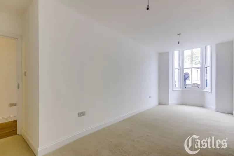 3 Bedroom Apartment House to Rent Hackney