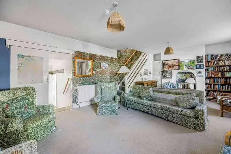 3 Bed House for Sale on Leckhampton Road