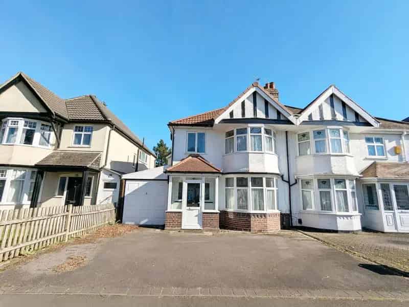 3 Bedroom Semi Detached House For Sale