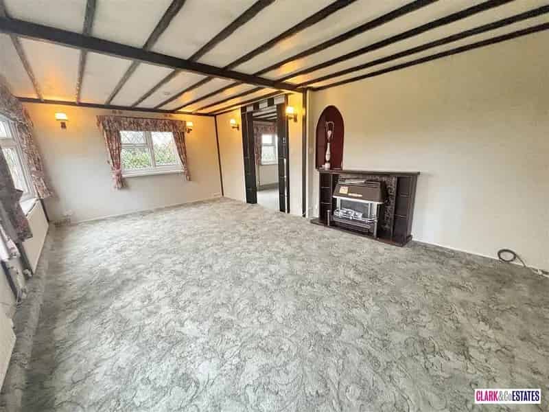 2 Bedroom Park Home for Sale Reduced Rates