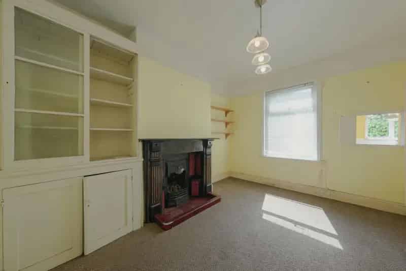 3 Bedroom Terraced House for Sale Near Durdham Downs