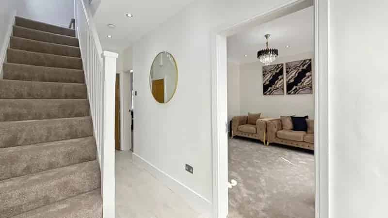 3 Bedroom Semi Detached House for Sale Devonshire Road