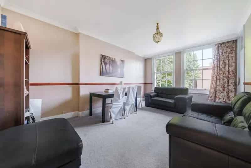 Flat For Sale , Circus Road, London, England
