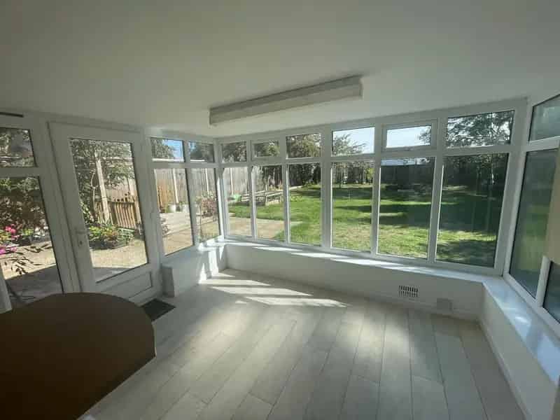 4 5 Bedroom Detached House in Attleborough