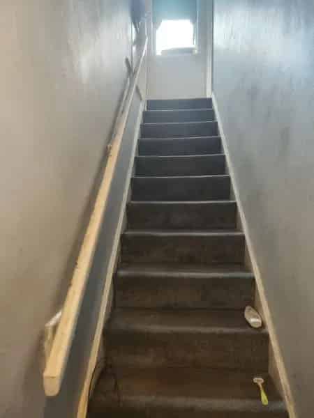 House near Motorway Shops and School Pets Allowed